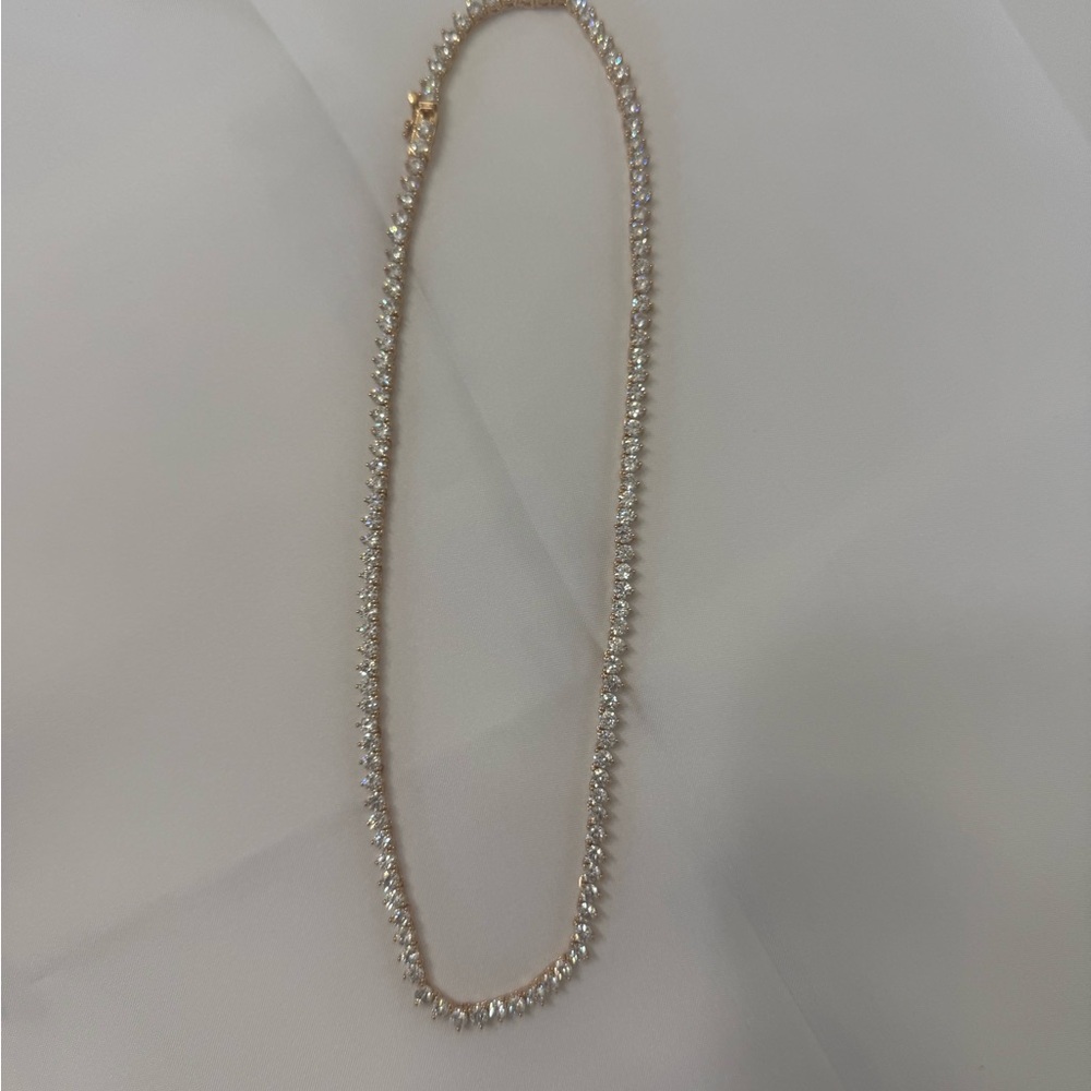 Elegant Silver Necklace